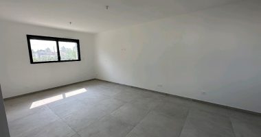 eb43a2f6.jpg